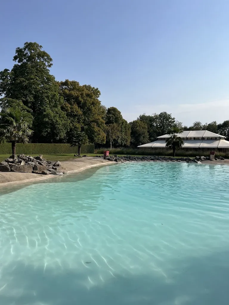 Laura LML_Area De La Corbe_Bournezeau_recensione