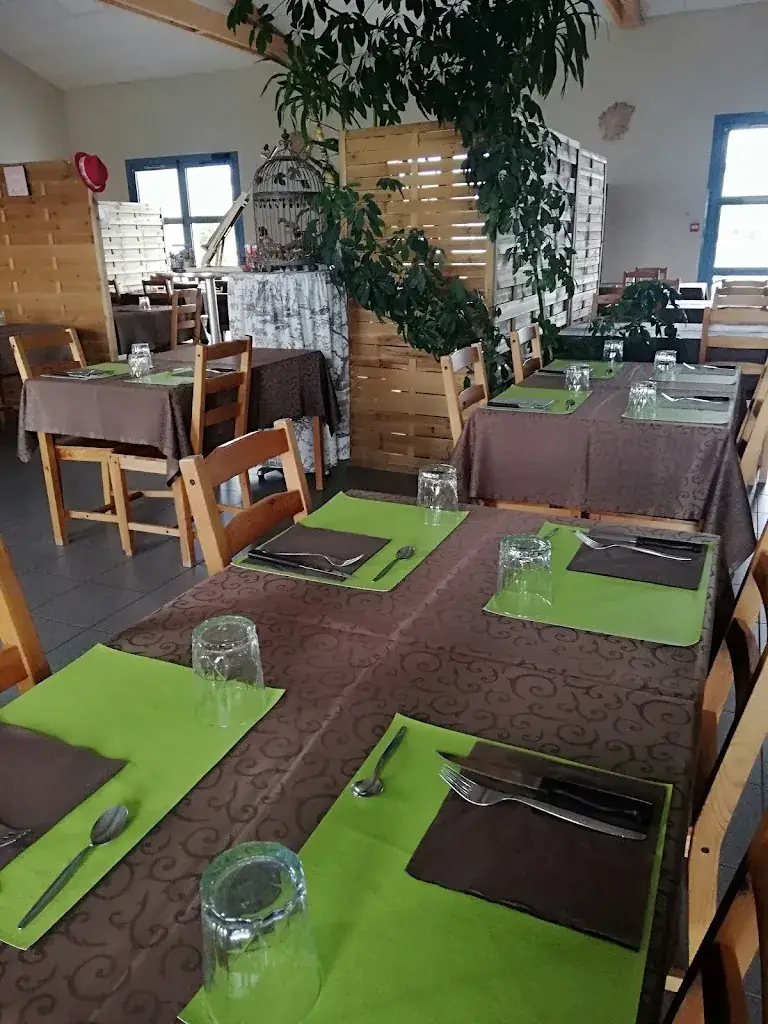 Bar Restaurant les Chasseurs_Fougeré_slider_image_1