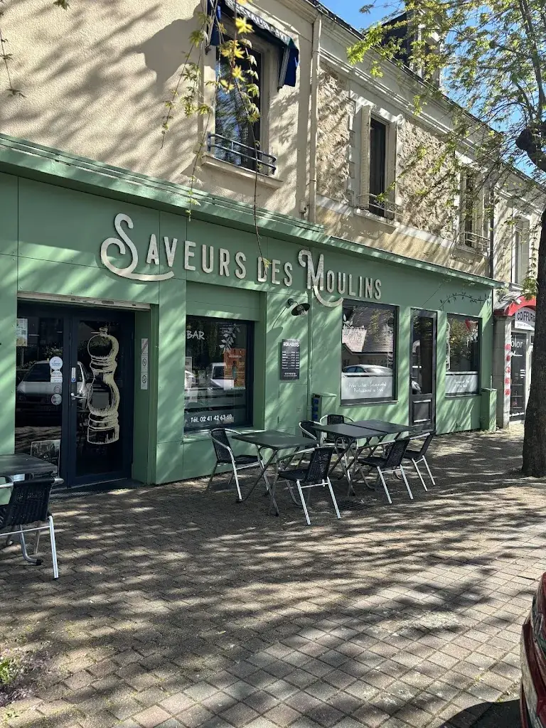 Saveurs des Moulins restaurant in Tiercé