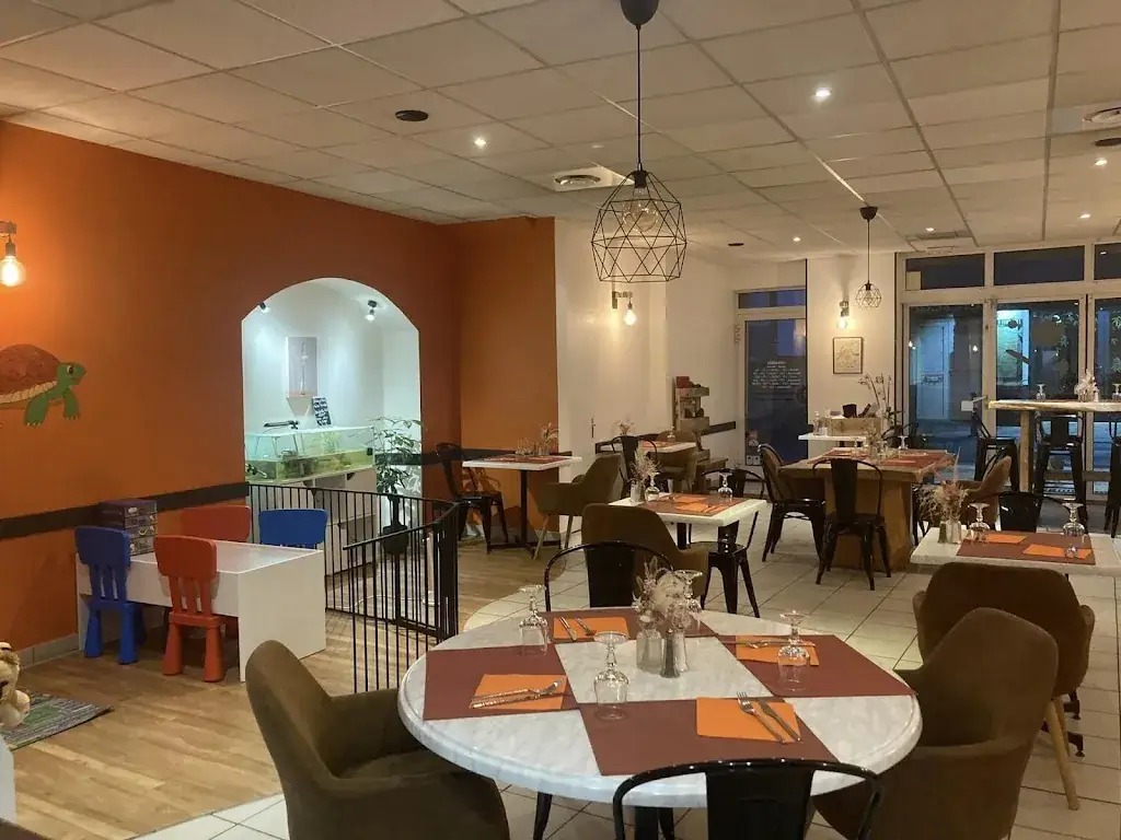 CHEZ LILI restaurant in Mont-de-Marsan