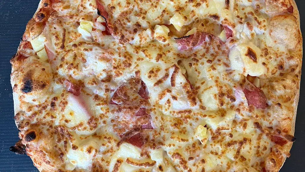 Al carretto restaurant in Brûlon