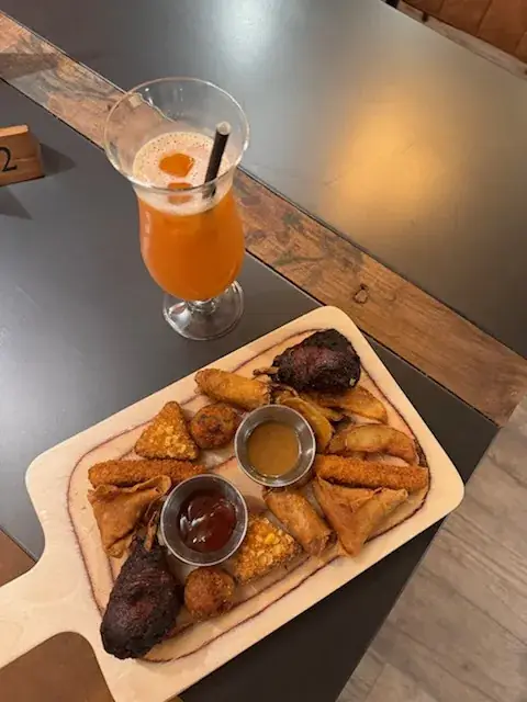 Bar à vins Le 72_Brûlon_slider_image_2