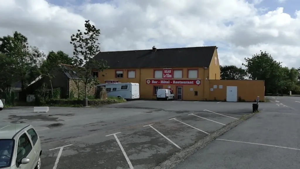 Valerii Ziko_Le Relais Du Tillon_Chapelle-Launay_review