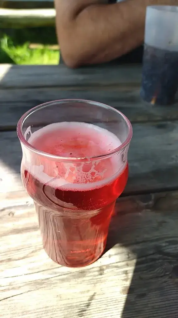 La cabane du chat qui pêche_Cantenay-Épinard_slider_image_2