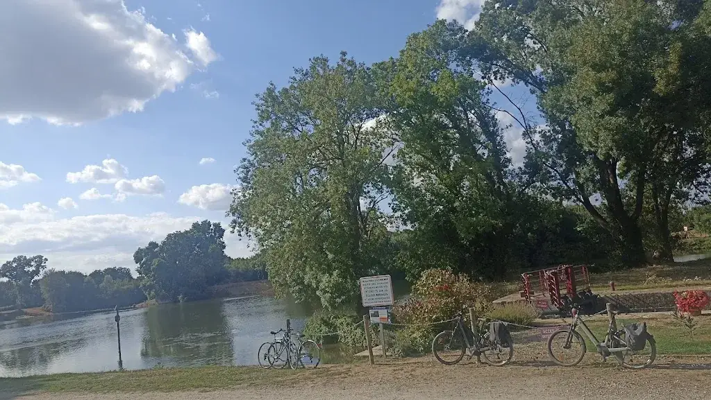 Biboune M_Le Port d'Attache_Montreuil-Juigné_review