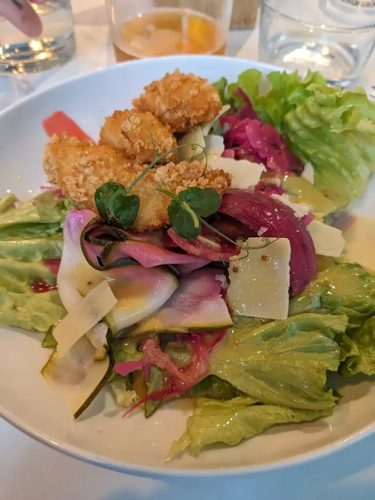 Ô Bouchon Restaurant in Mont-de-Marsan