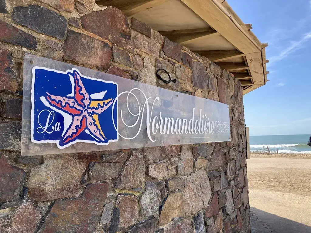 Chrissi H_La Normandelière_Bretignolles-sur-Mer_review