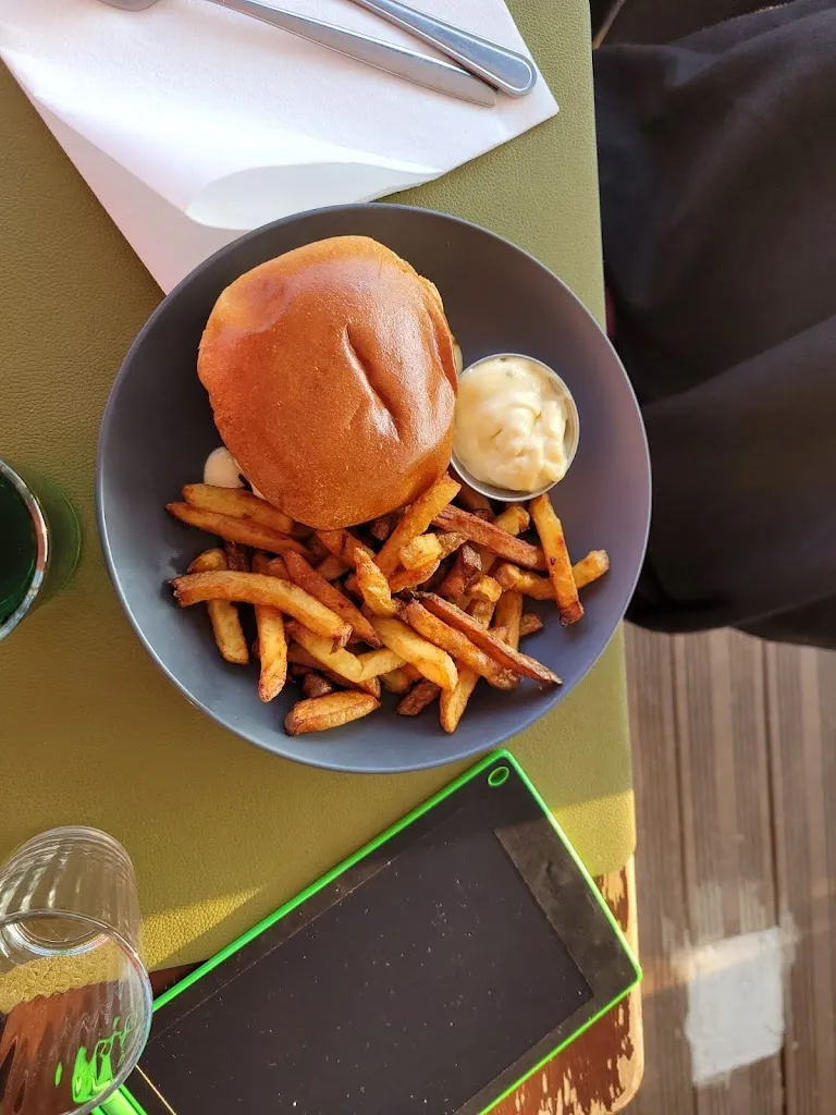 Thomas Biet_Restaurant Entre Potes_Bretignolles-sur-Mer_review