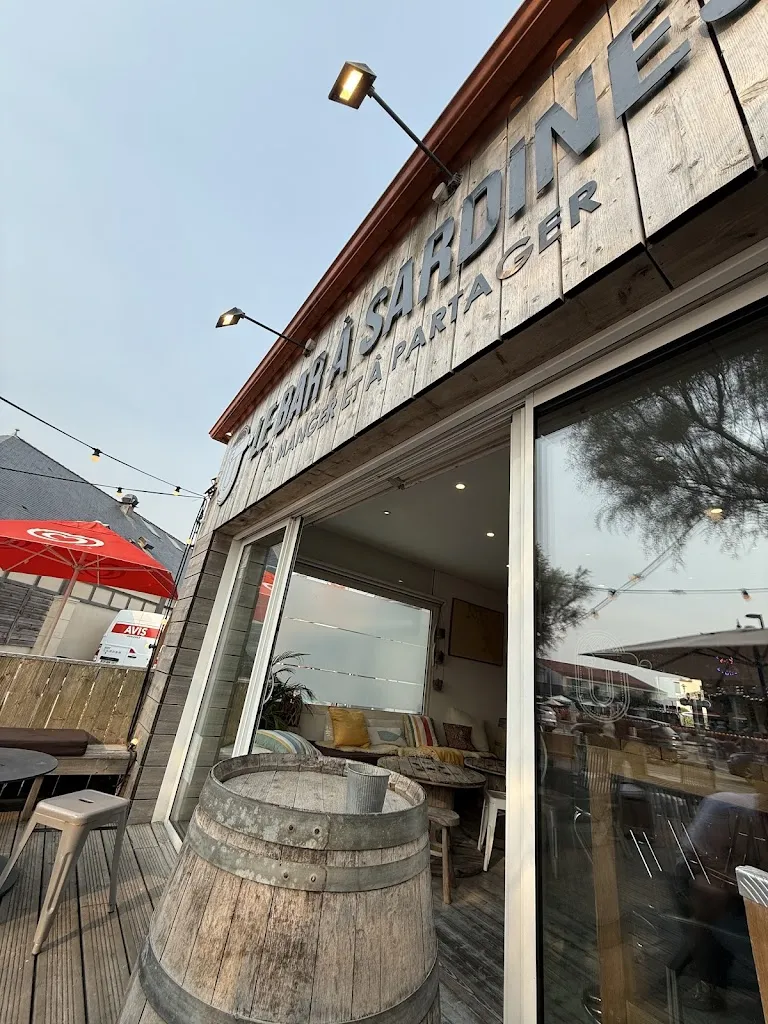 Christophe Haguette_Le bar à sardines_Bretignolles-sur-Mer_review