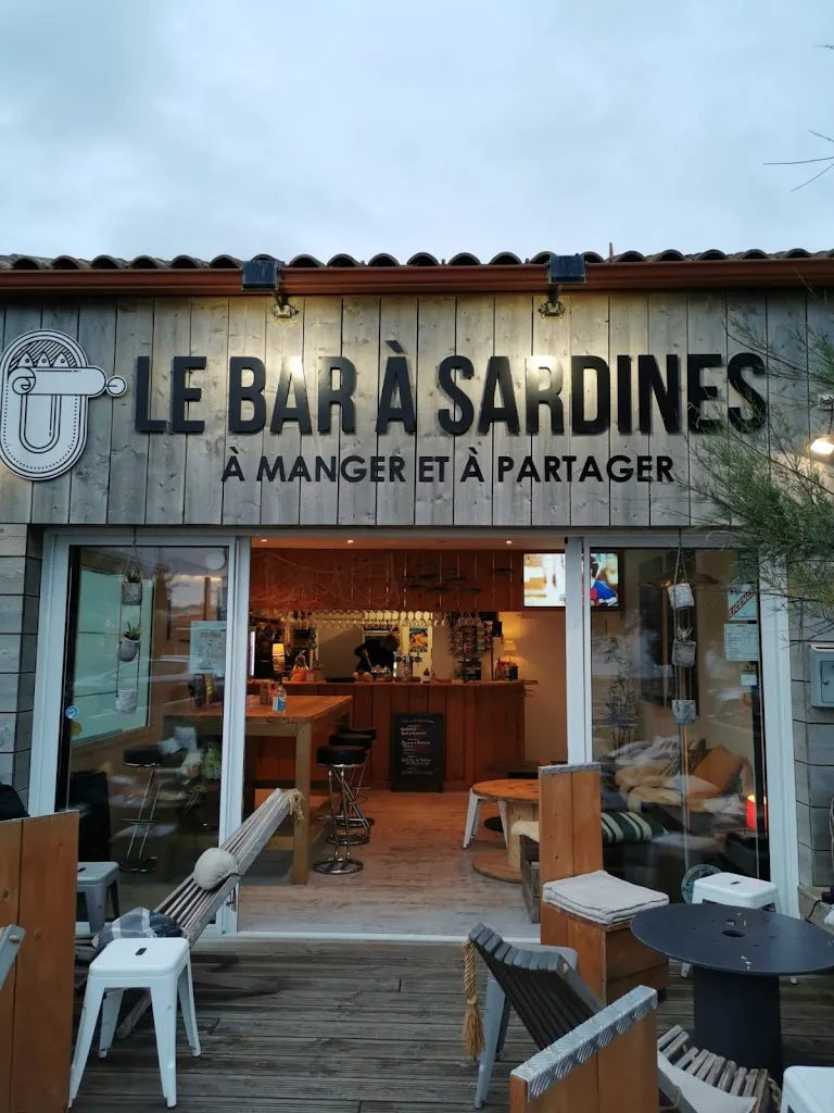 Le bar à sardines restaurant in Bretignolles-sur-Mer