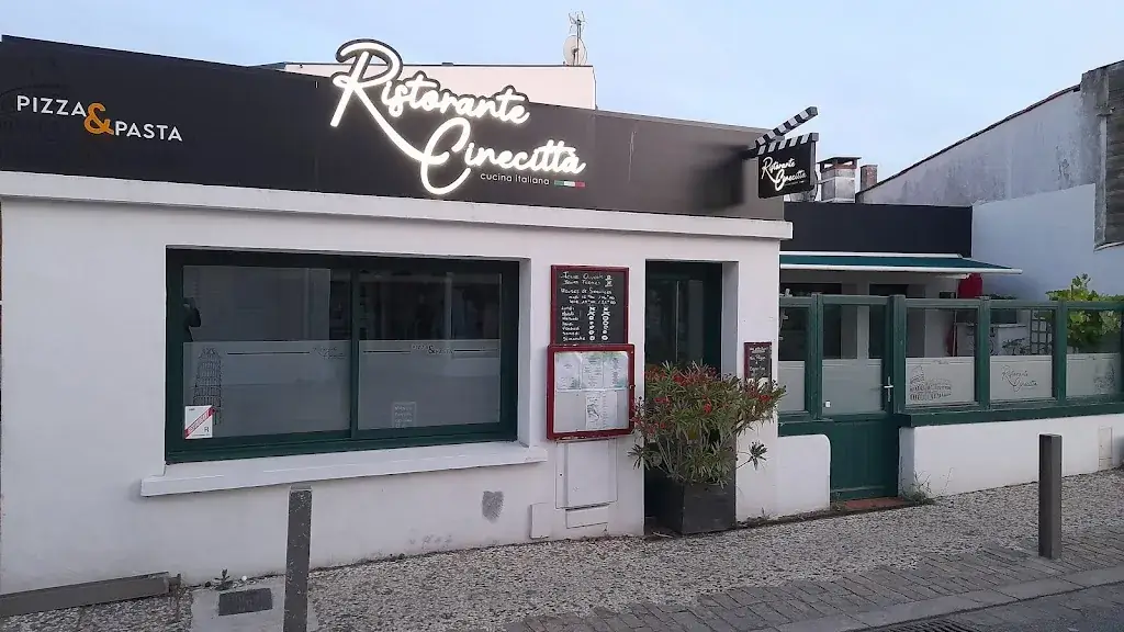 Cinecitta_Bretignolles-sur-Mer_slider_image_1