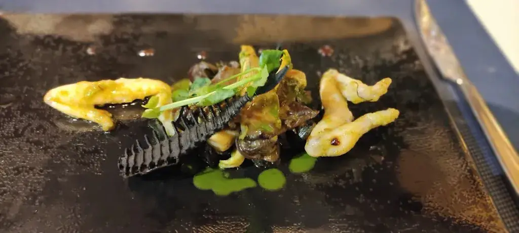 adrien legendre_LES TABLES DE LA FONTAINE_Cérans-Foulletourte_review