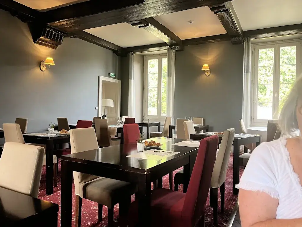 LES TABLES DE LA FONTAINE_Cérans-Foulletourte_slider_image_3