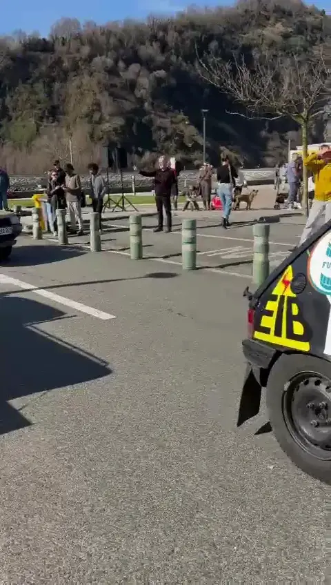 Le Croissant Restaurant_Cérans-Foulletourte_slider_image_3