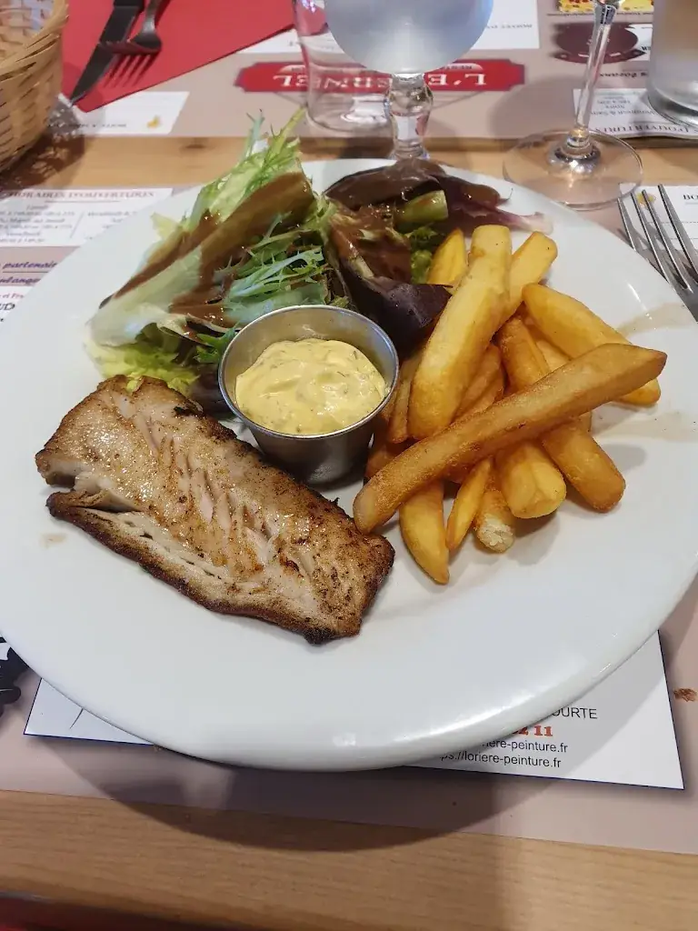 L'Eternel_Fontaine-Saint-Martin_slider_image_3