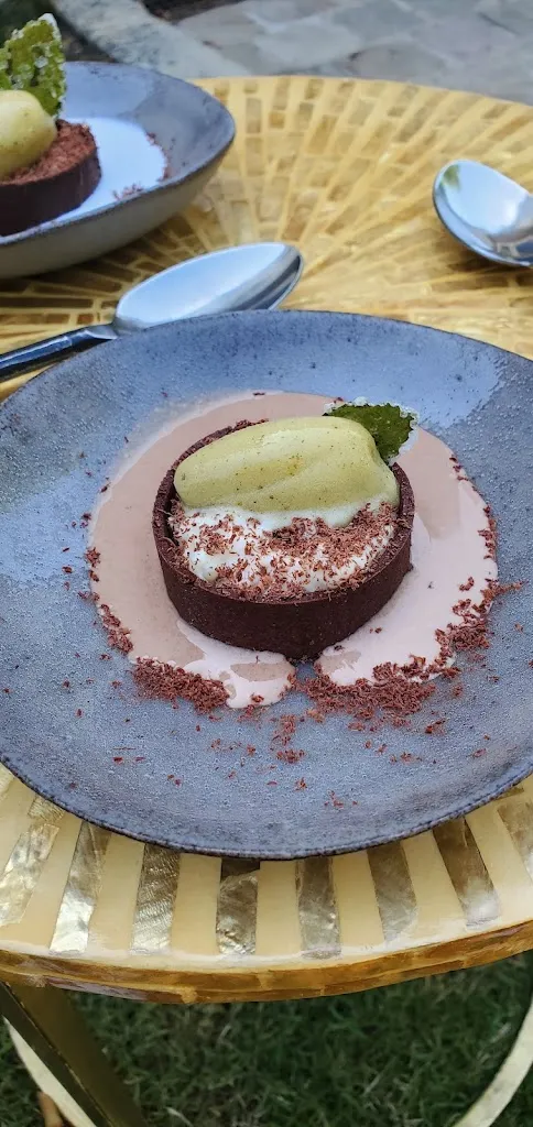 muriel huguenin_Maison Nipa_Fillé_review