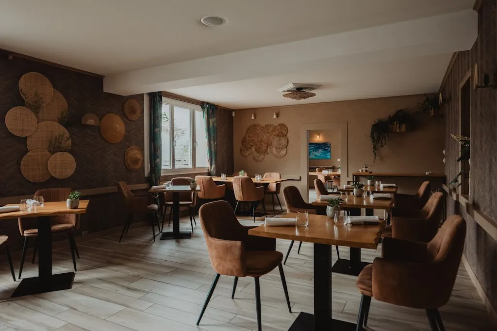 Maison Nipa restaurant in Fillé