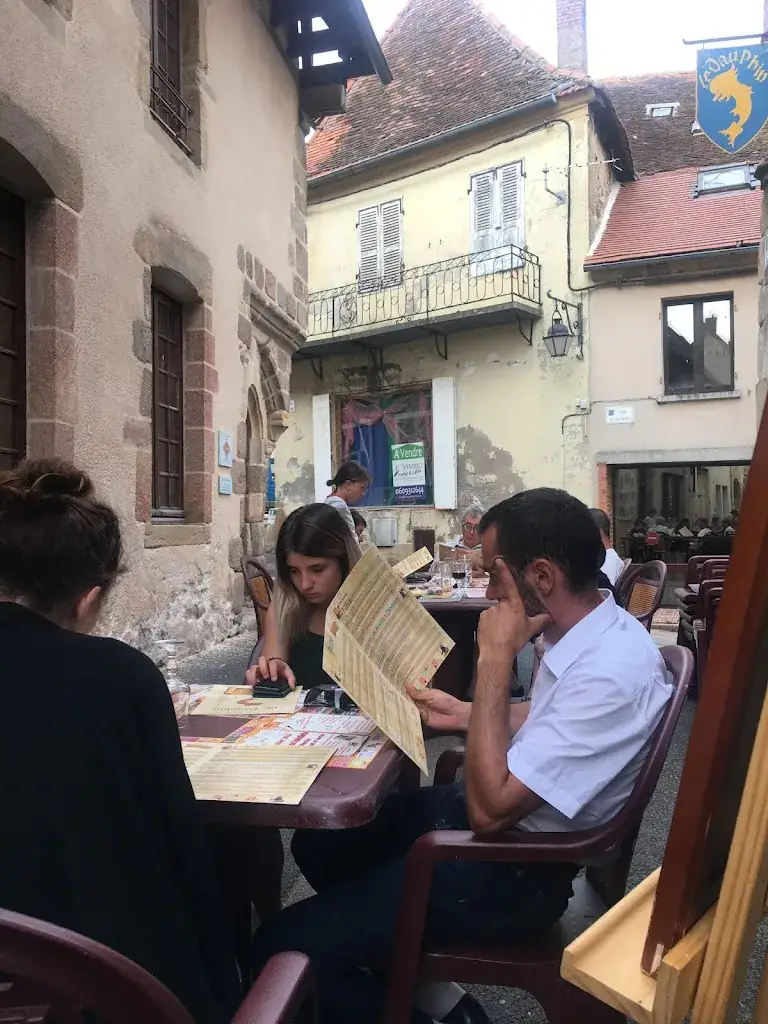 Falko Saalfeld_Le Dauphin_Montaigut-en-Combraille_review