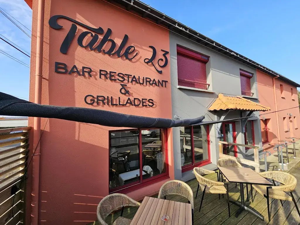 Table 23 l Restaurant grillades au feu de bois l Carquefou_Carquefou_slider_image_3