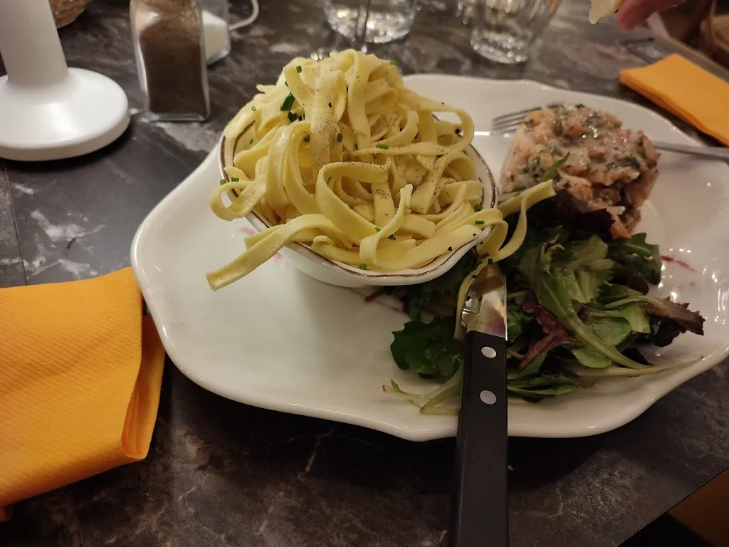 Eliot_La Vespa des halles_Carquefou_recensione