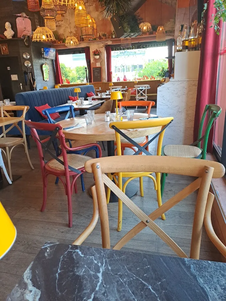 Josselin Paillusson_La Vespa des halles_Carquefou_recensione