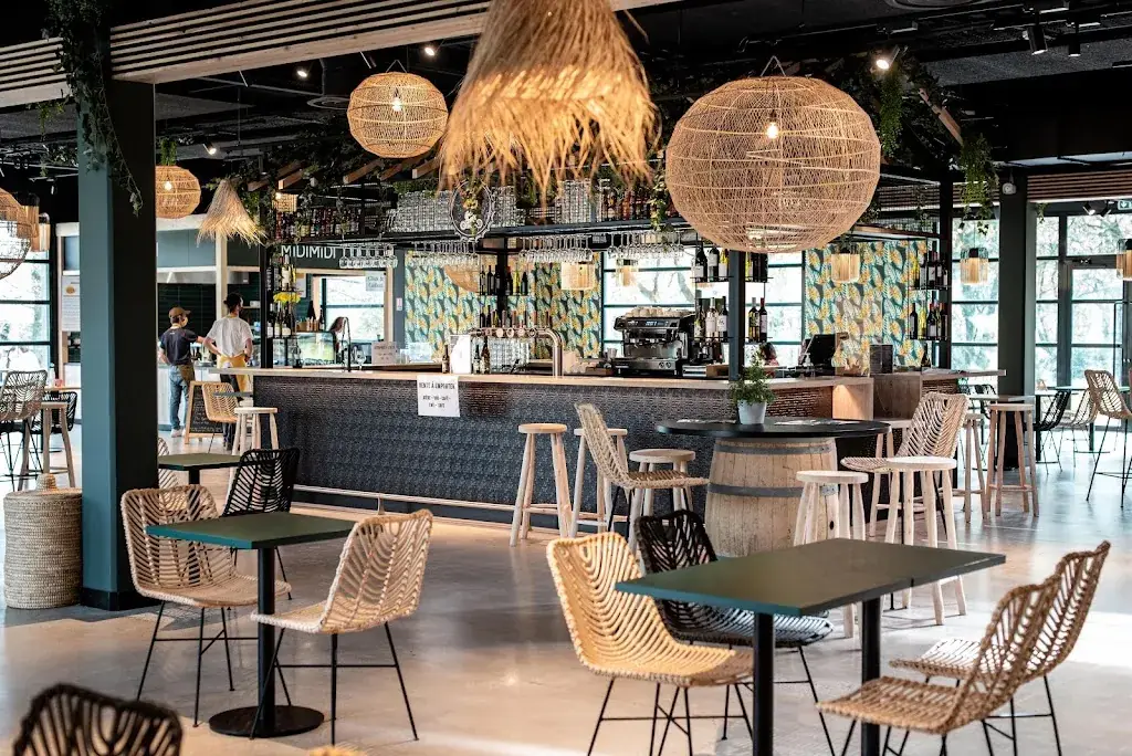 Carquefood / / Halle À Manger / / Restaurant Carquefou ristorante a Carquefou