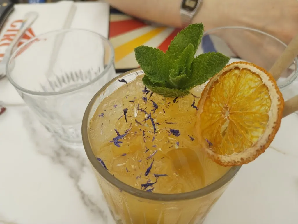 Menu_Circus_Sainte-Luce-sur-Loire_image_5