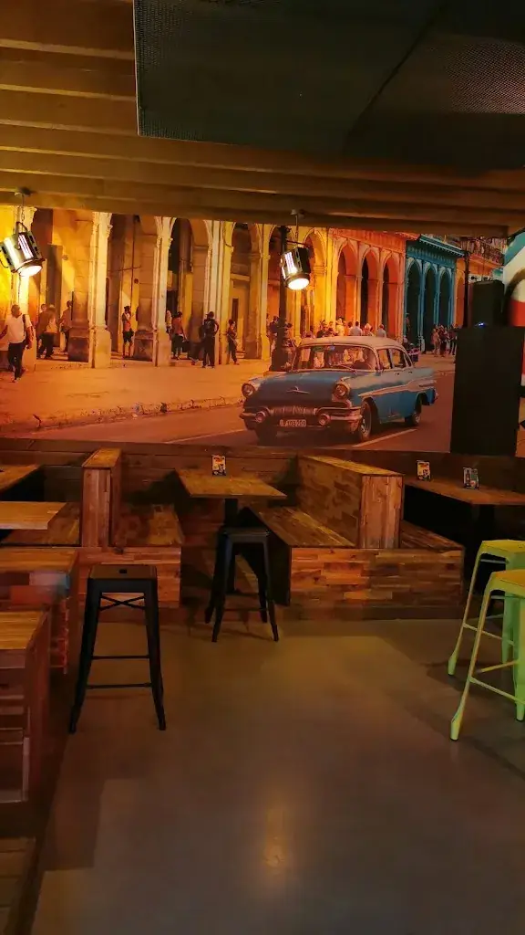 Charlène nou-dau_Le Cuba_Carquefou_review