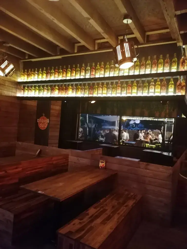 Pavel Cachro_Le Cuba_Carquefou_review