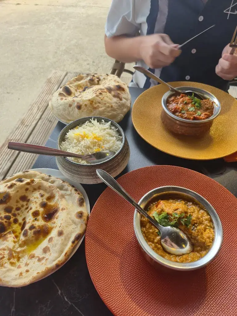 Jodie L_Indya_Sainte-Luce-sur-Loire_review