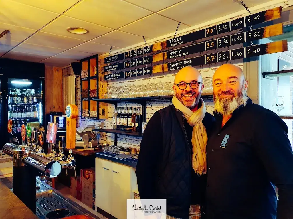 Christophe Ravelot_Cave Bar La Bièrerie_Carquefou_review