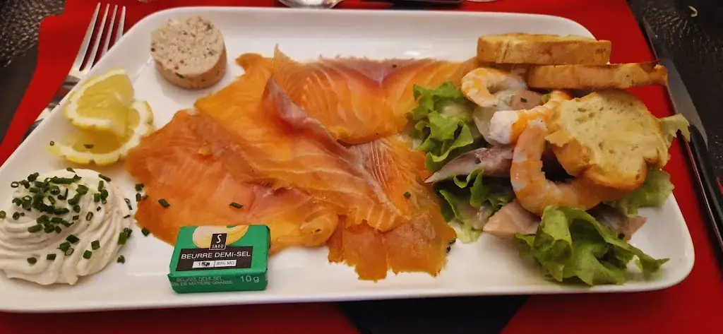 Axel Peraudeau_La Terrasse_Challans_review