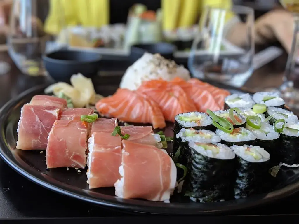 Fuji Sushi_Saint-Jeoire-Prieuré_slider_image_1