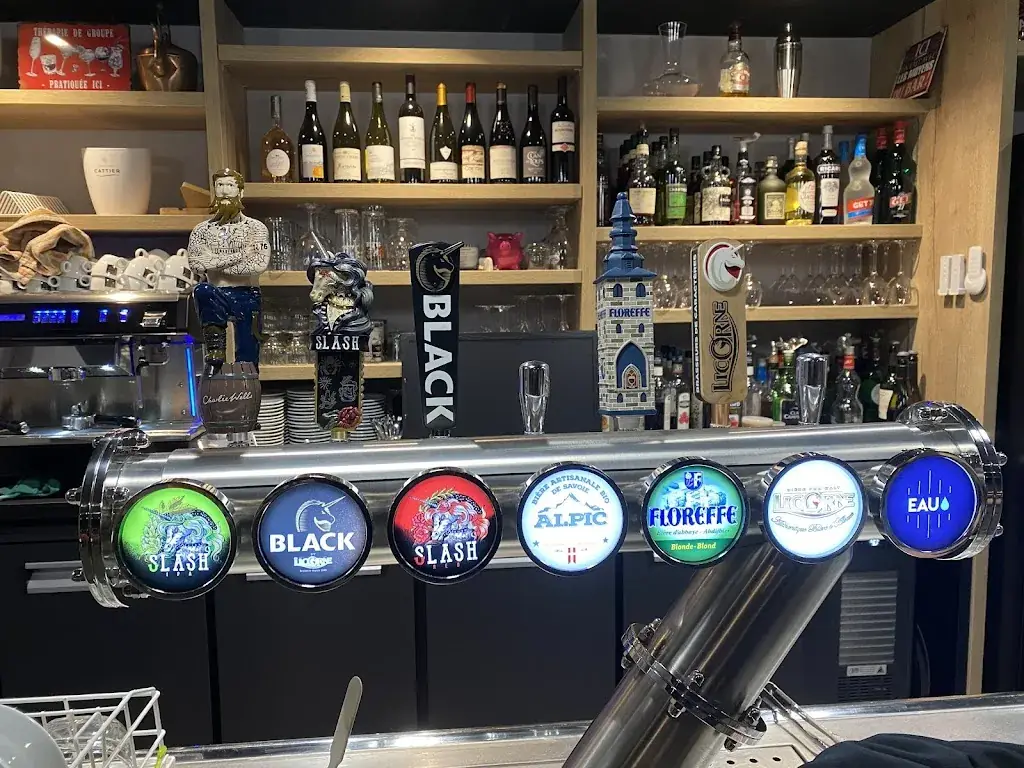 Au Bistro de Julie Restaurant in Challes-les-Eaux