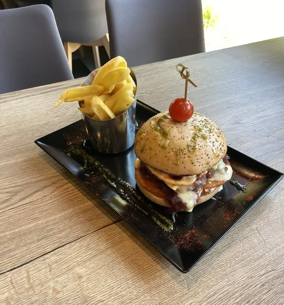 Au Bistro de Julie_Challes-les-Eaux_slider_image_2