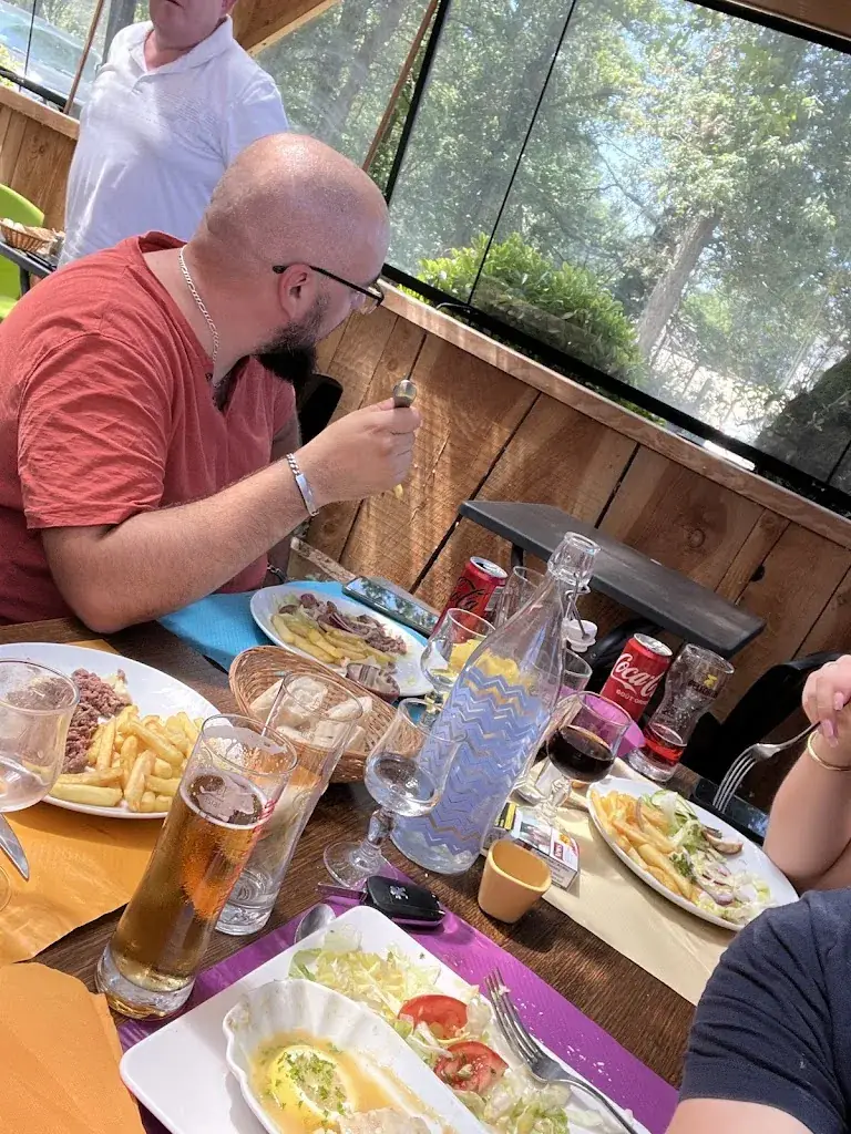 Wesley Gregoire_L'Escapade_Champagné_review