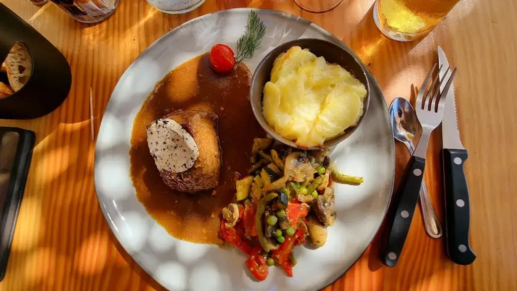 Chez Fred_Montboucher-sur-Jabron_slider_image_2