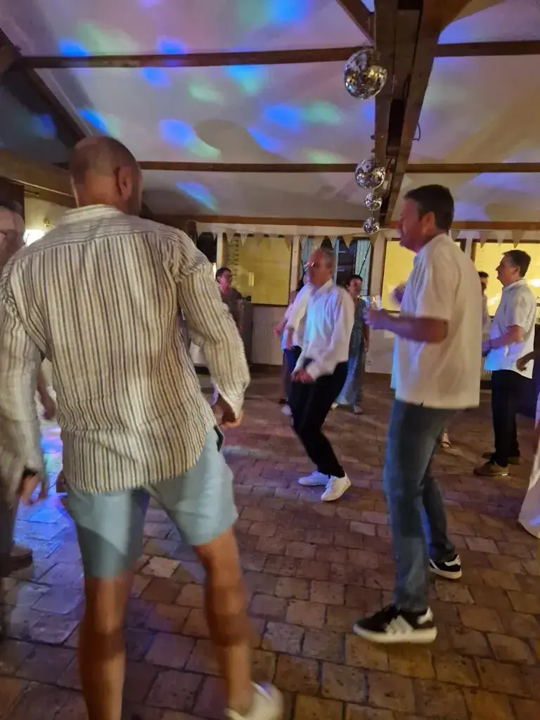 mum liger_Anjou Golf & Country Club : Restaurant, Receptions, Mariages et Seminaires d'Entreprises_Hauts-d'Anjou_review