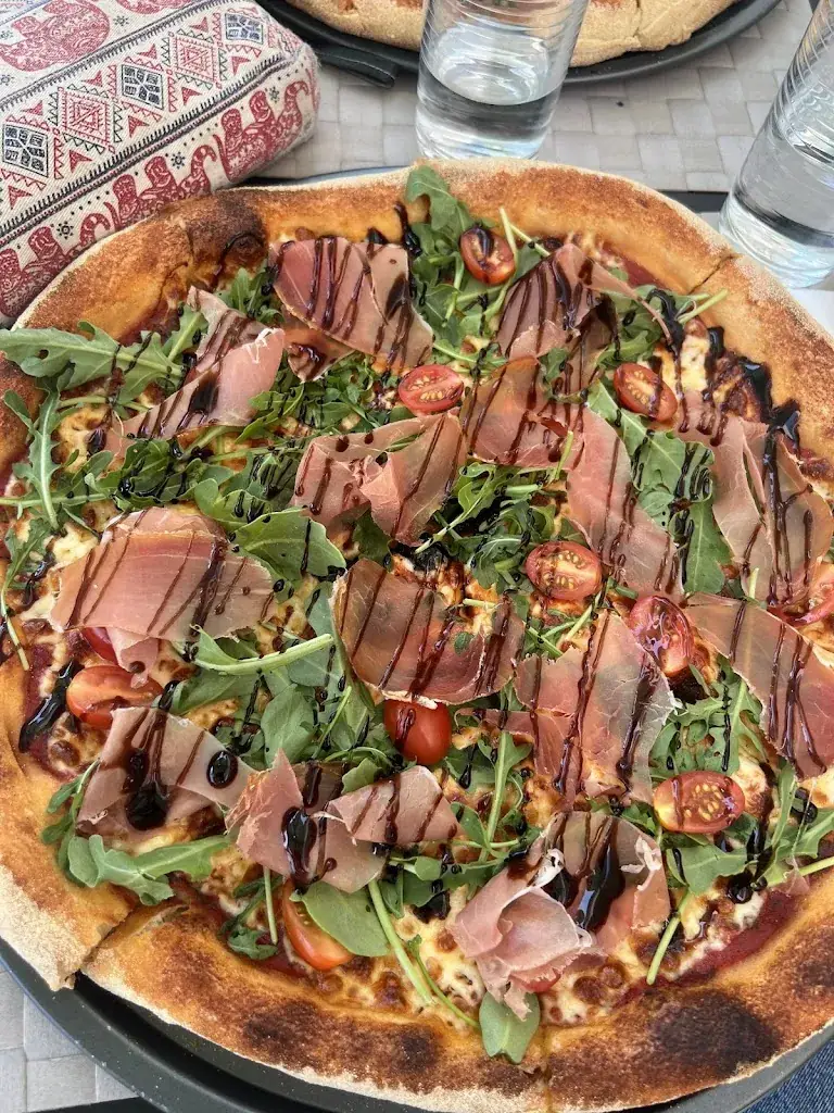 garance lagneau_LOLO PIZZA_Montboucher-sur-Jabron_recensione