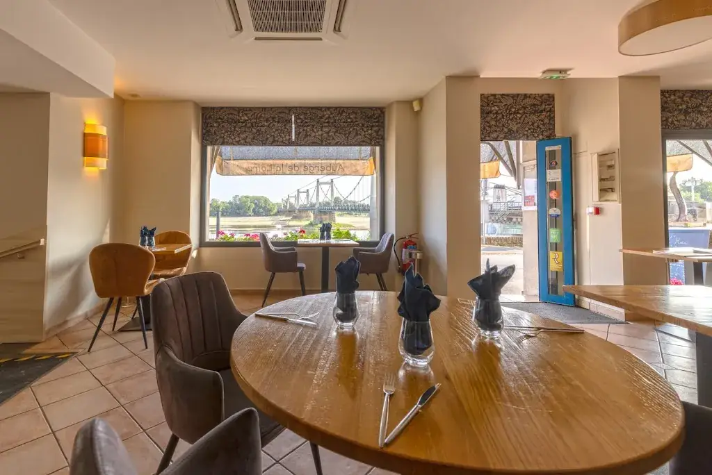 Auberge de la Loire_Mauges-sur-Loire_slider_image_1