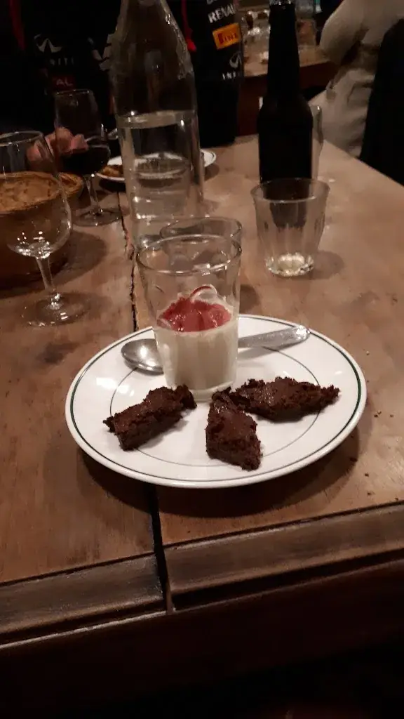 Menu_Guinguette et hébergement touristique Au Bout de l'île - Restaurant, gîte, chambres d'hôtes, yourtes et toue cabanée _Mauges-sur-Loire_image_5