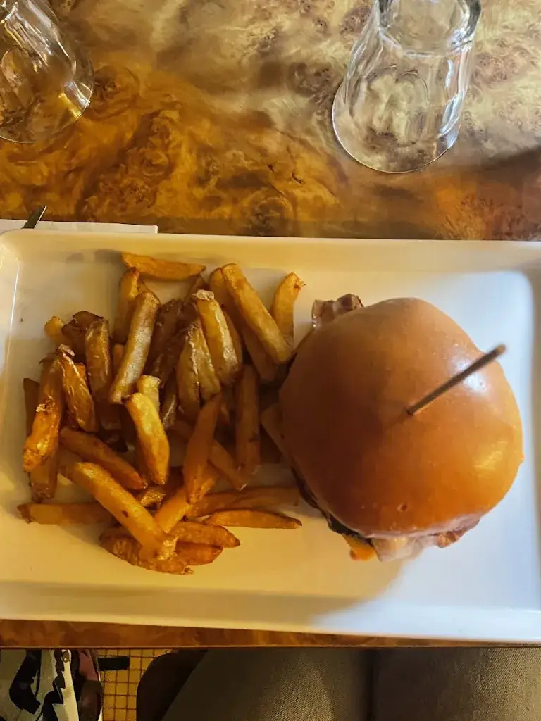 Romane Lardeux_Com'chez STAN_Mauges-sur-Loire_review