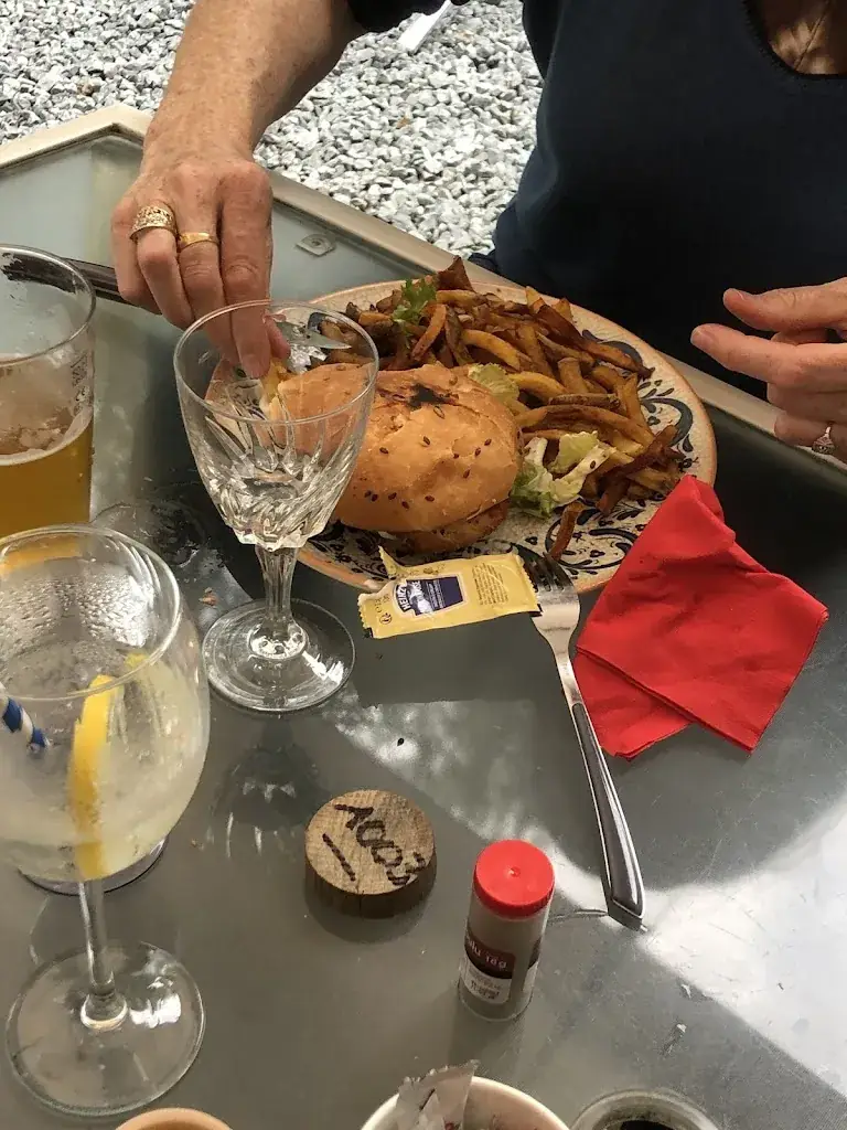 Meritxell Tronc_Café Bondu_Chalonnes-sur-Loire_review