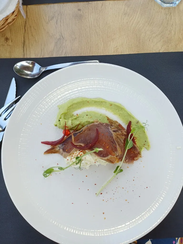 Marie Kerguillec_L'Harmonie Restaurant_Mauges-sur-Loire_review