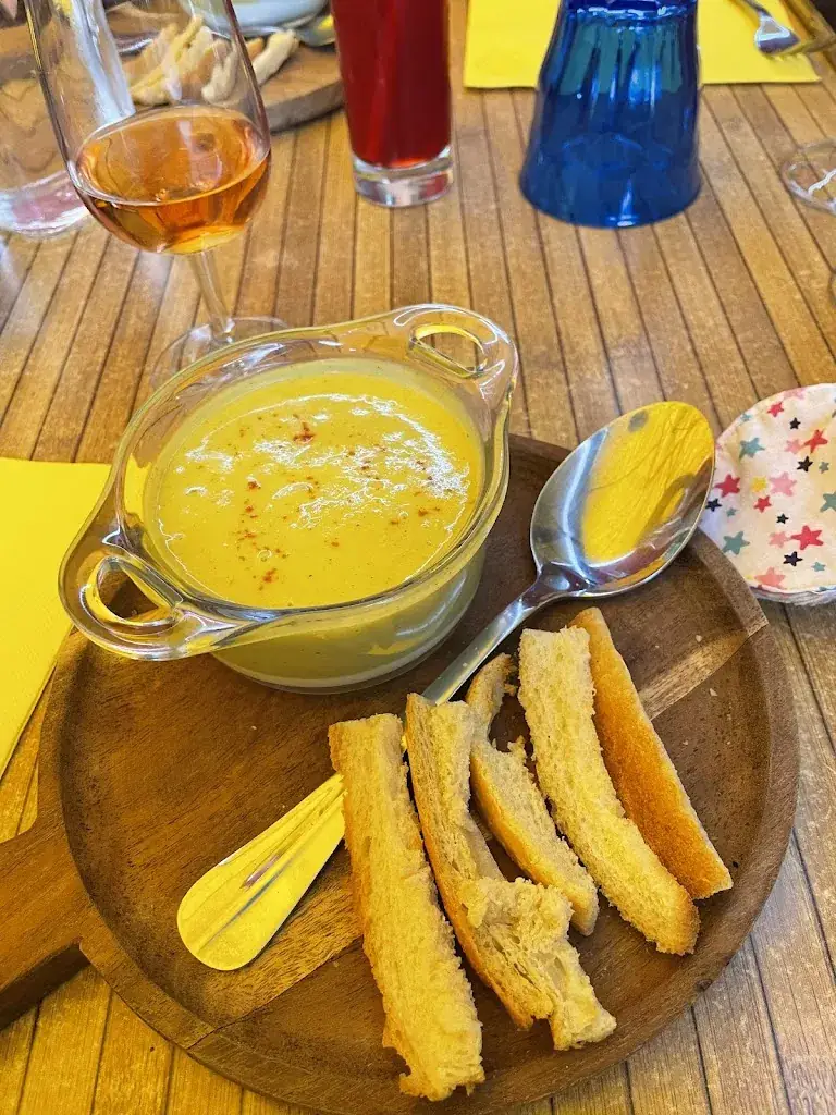 Charline JONCOUR_Le Marie-Louise, bistrot-guinguette_49570_review