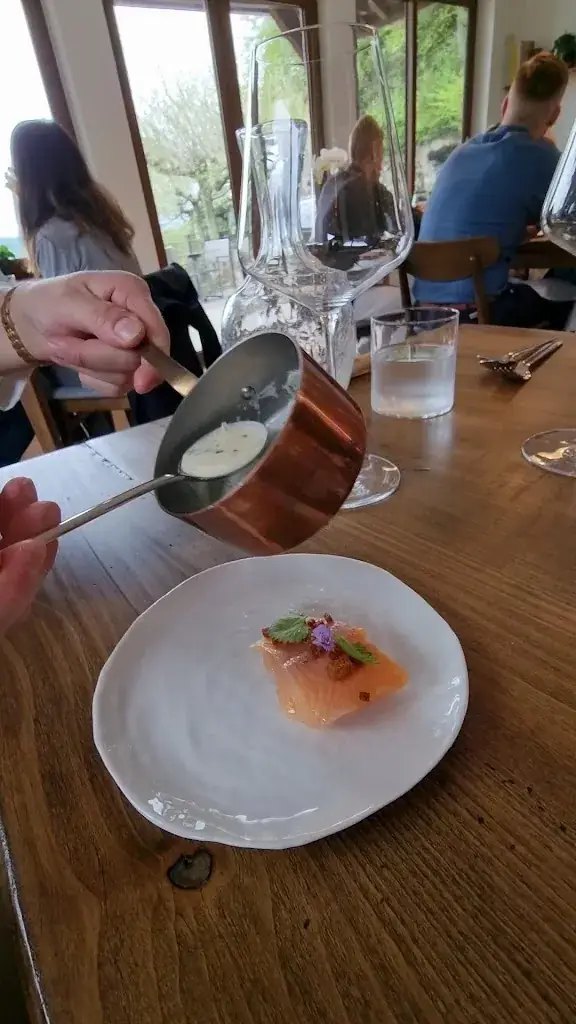 Sasha Gonsalves_Abîme l'auberge du pont_Gruffy_review