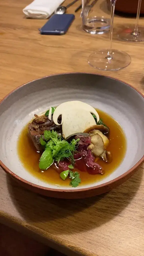 alexandre auroux_Abîme l'auberge du pont_Gruffy_review