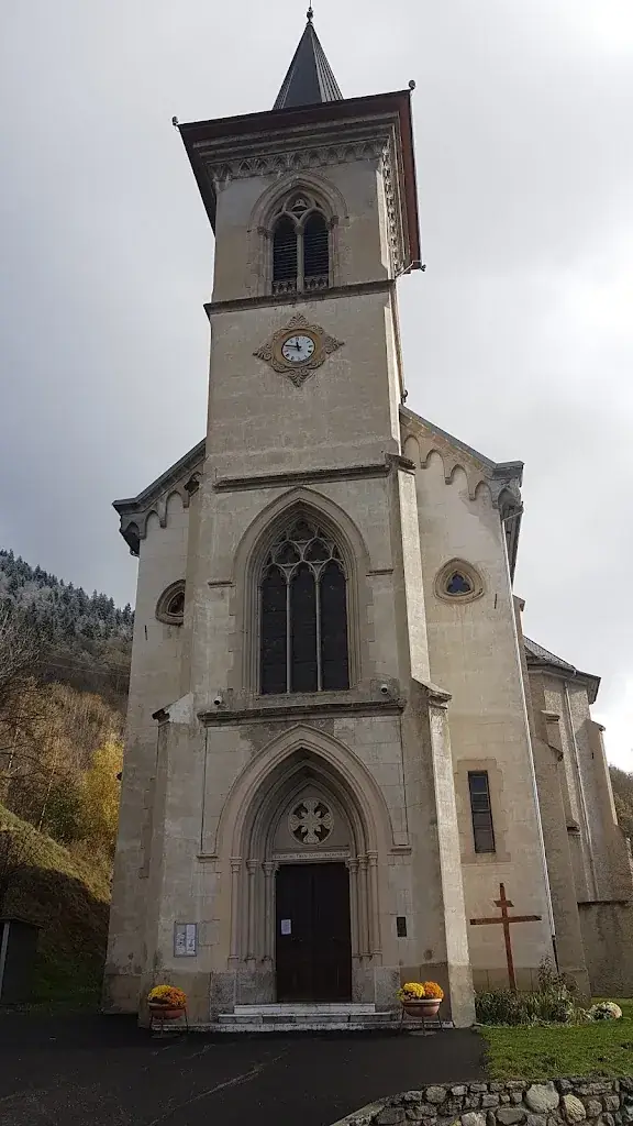 Les Boutons D'Or Bar Restaurant Épicerie_Montagny_slider_image_3