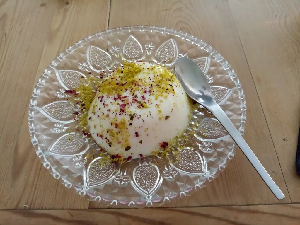 Gladys RENAULT_Layali liban_Châteaubriant_review