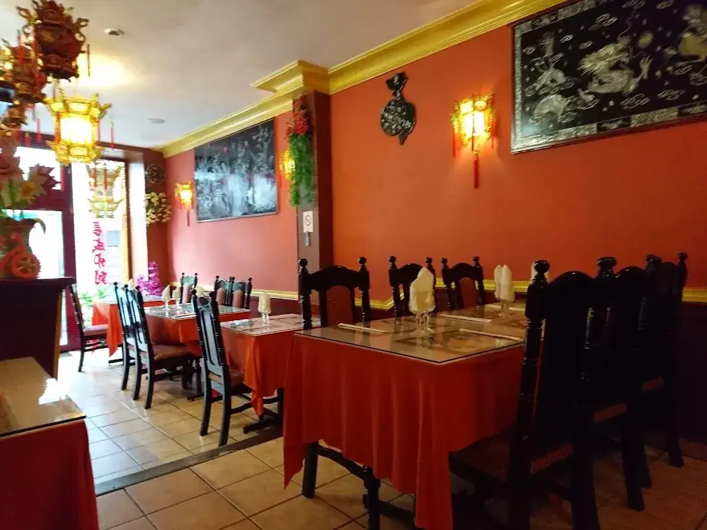 Muraille de Chine_Châteaubriant_slider_image_1